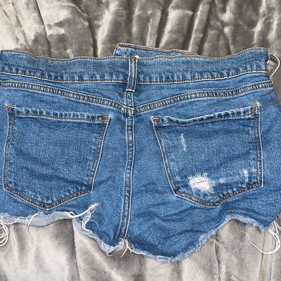 Distressed boyfriend jean shorts. - Picture 2 of 2